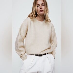 Zara Super Soft Ivory Crew Neck Sweater NWOT M Oversized Bloggers Fave